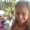 Laura Stoops