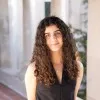 Niousha Akbari