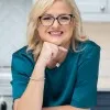 Lesley Nelson