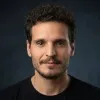 Gabriel Leone
