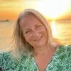 Julie English