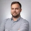 Daniel Travis