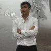 Truyen Lee
