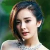 Riona Huang