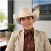 P Diana Robles