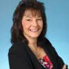 Elaine Lini