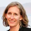Ann Ayres