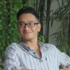 Khoa Bùi