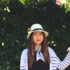 Lanlan Hu
