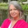 Gloria Flint