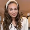 Angela Bates