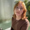 Amanda Mayer