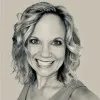 Julie Bach