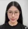 Helen Le