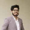NAVANEETH VADAKKAYIL