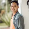 Bon Jovi Carandang