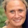 Toni Simons