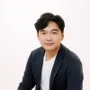 Warren Chau