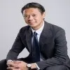 Wee Jin Lee