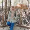 Lora Santika