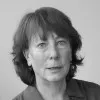 Lynne Hollyer