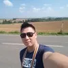Raymond Lee