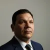 Larry González