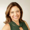 Valéria Pereira Dobins
