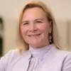 Leslie Greer
