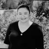 Elaine De Leon