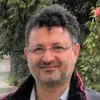 Larry Arjomandi