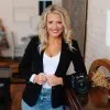 Courtney Van Houweling