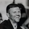Darren Robertson