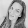 Laura Dills
