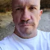 Andrew Knott