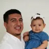 Carlitos Flores
