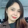 Lheynie Rose Pose