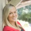 Julie Lowe