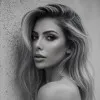 Krystelle