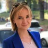 Julie Sklyarenko