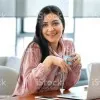 Amna Graphic Designer