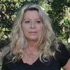 Cindy Deans