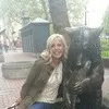 Leah Thompson