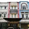 Endang Hadrian Dan Partners
