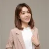 Angela Yang
