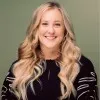 Hannah Van Lente