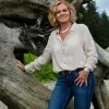 LouAnn Gladwill