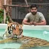 Shiv `​