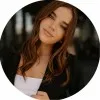 Ariana Hinrichsen