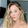 Julia Barros
